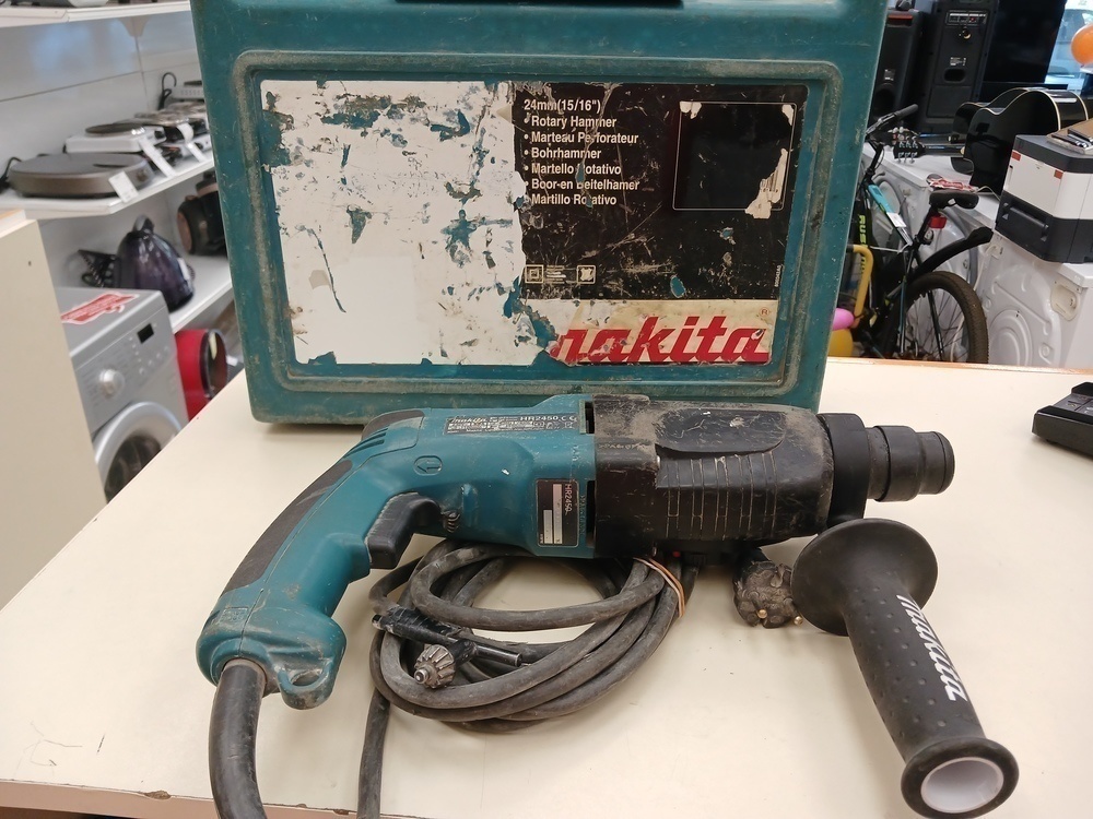 Перфоратор Makita HR-2450