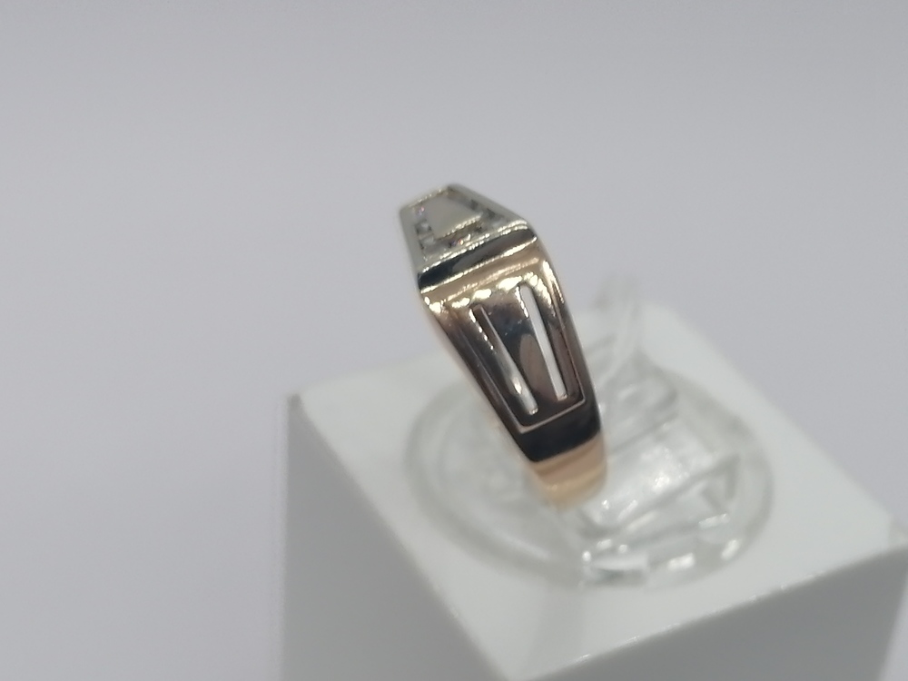 КОЛКМИ585 КОЛЬЦО С КАМНЯМИ (Au 585)