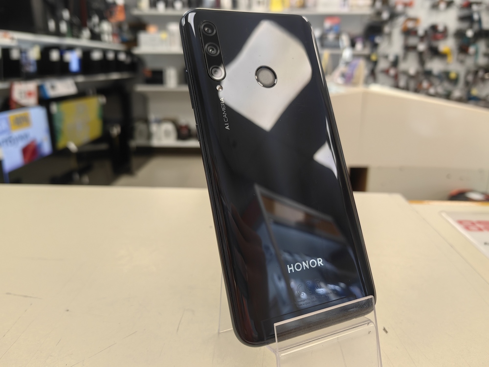 Смартфон Honor 20E 4/64