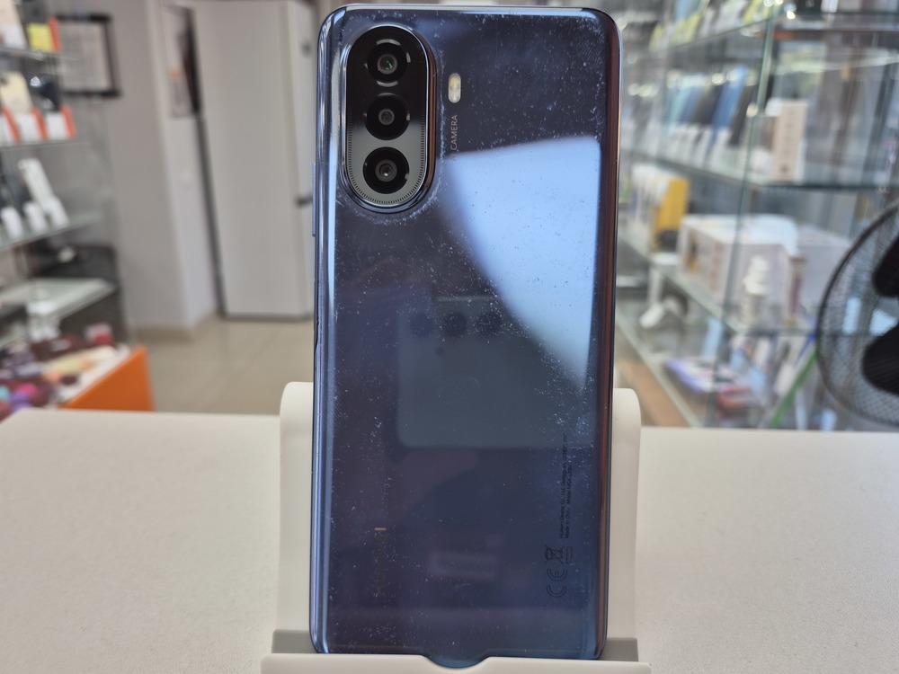 Смартфон Huawei Y70 4/128