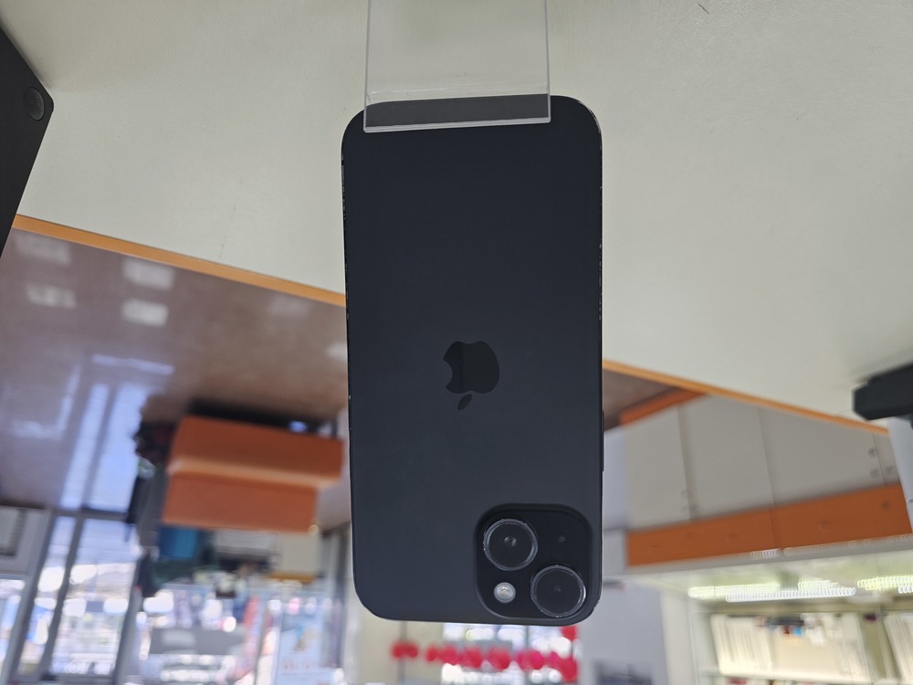 Смартфон Apple Iphone 15 256Gb