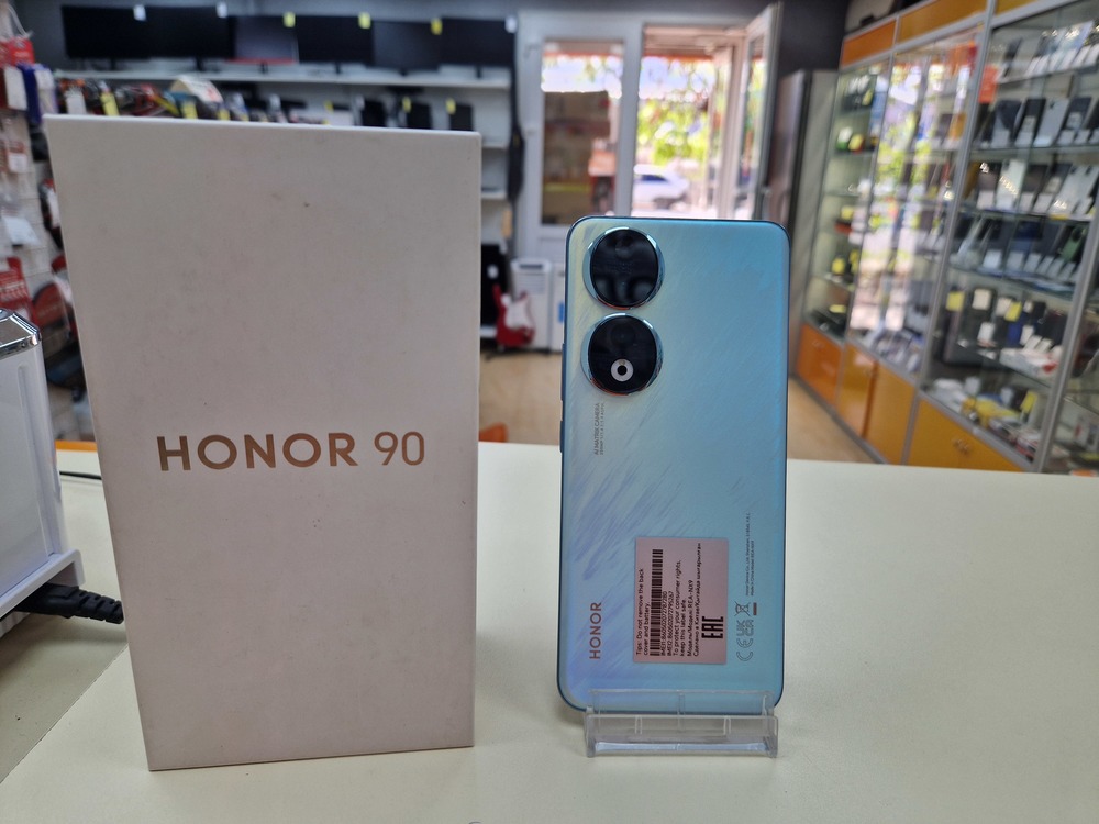 Смартфон Honor 90 8/256