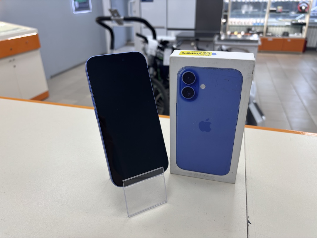 Смартфон Apple Iphone 16 256Gb