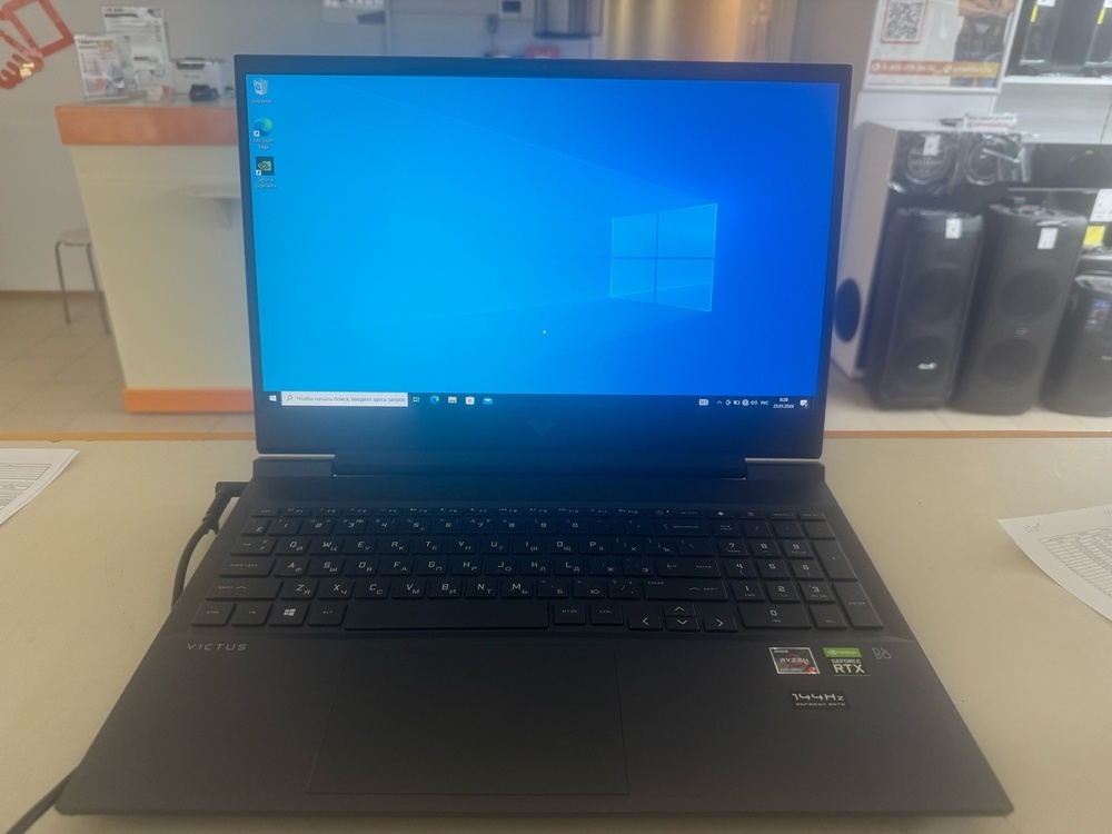 Ноутбук HP RTL8852AE; Ryzen 7 5800H, GeForce RTX 3060, 16 Гб, 512 GB, Нет