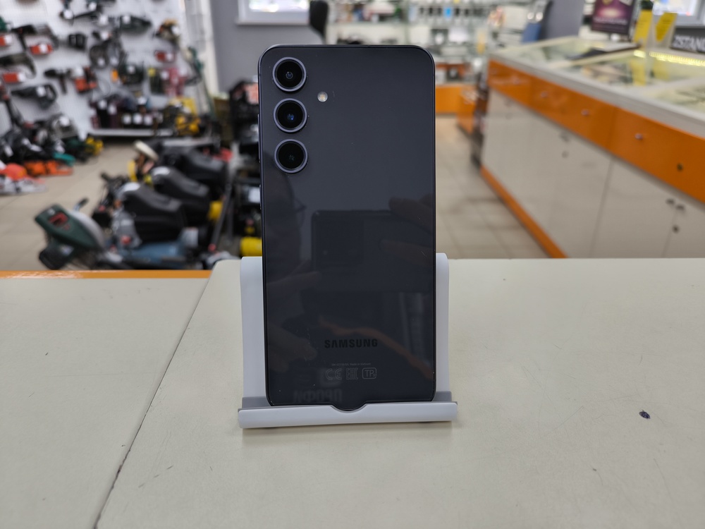 Смартфон Samsung Galaxy S24 FE 8/256