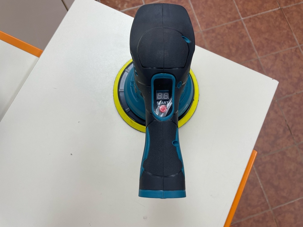 Шлифовальная машина Makita 12V