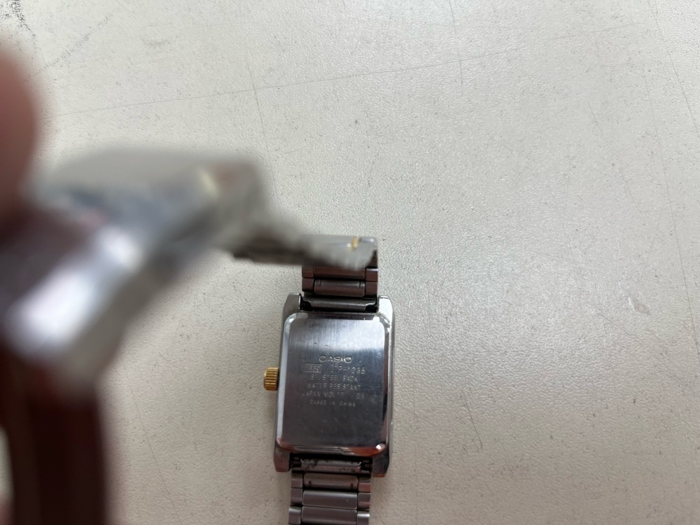 Часы наручные Casio LTP-1235