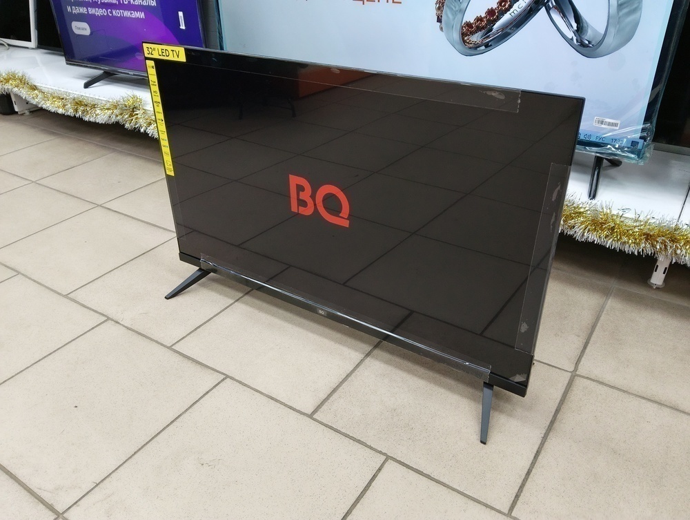 LED Телевизор BQ 32FS34B