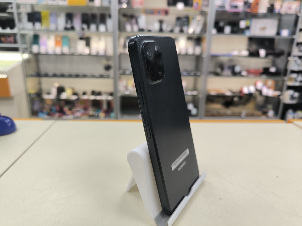 Смартфон Huawei Nova Y61 4/128