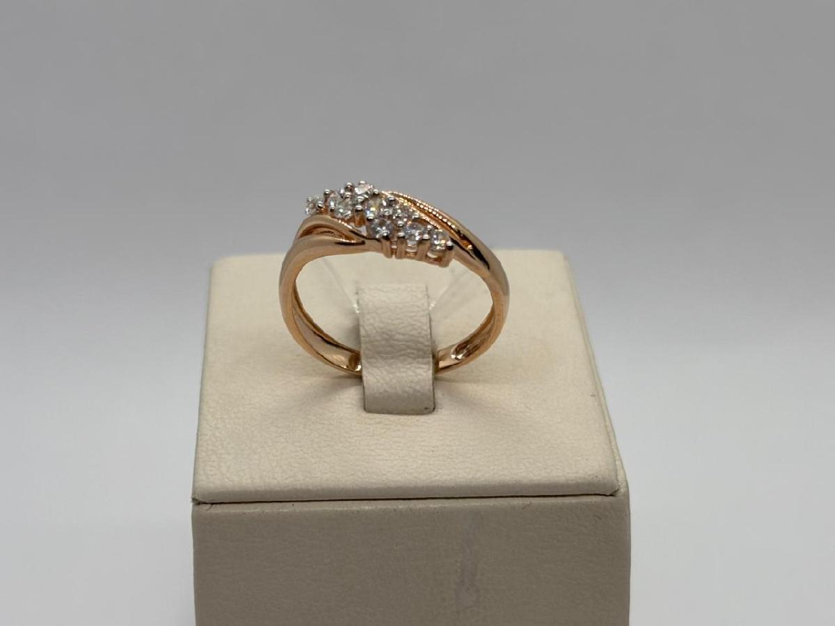 КОЛЬЦО С КАМНЯМИ (Au 585)