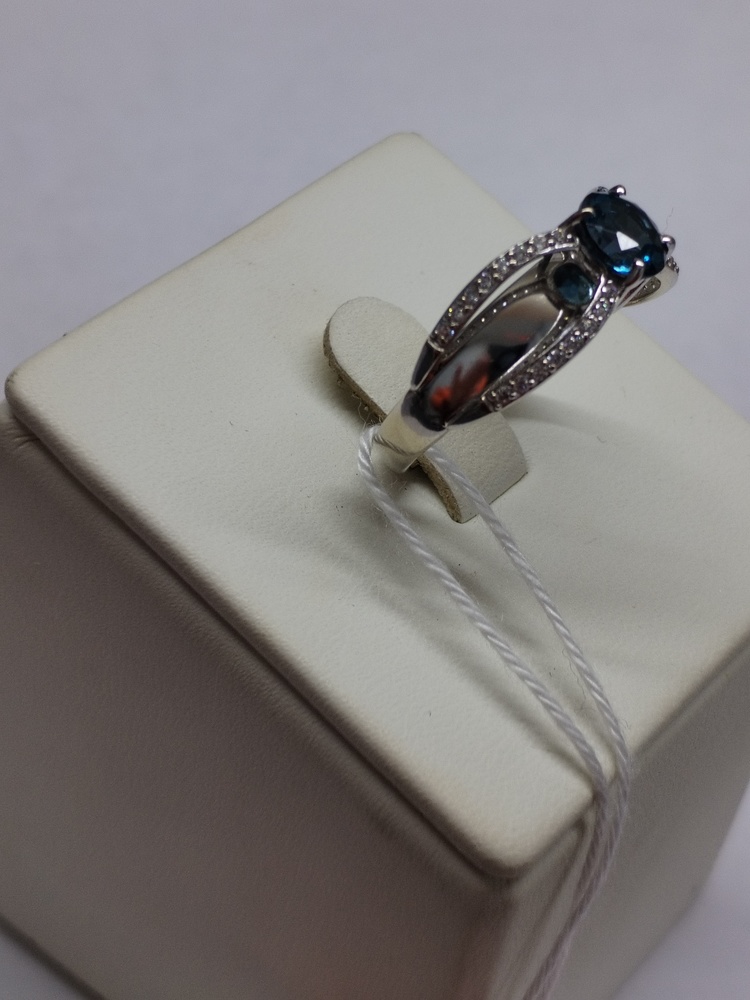 КОЛКМИ585 КОЛЬЦО С КАМНЯМИ (Au 585)