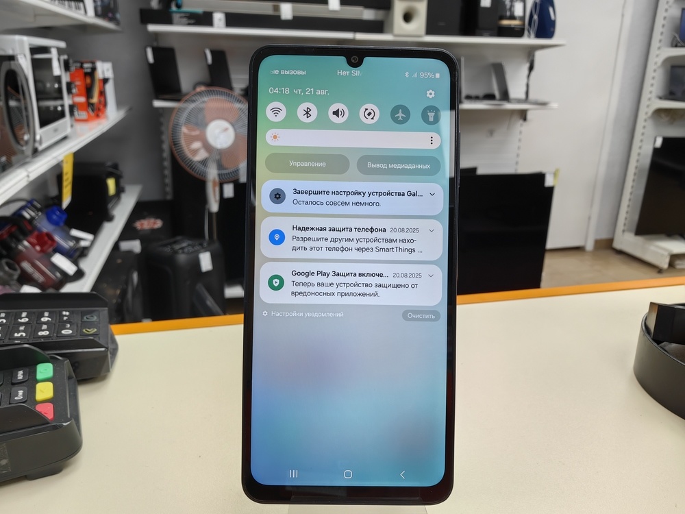 Смартфон Samsung Galaxy A06 4/64