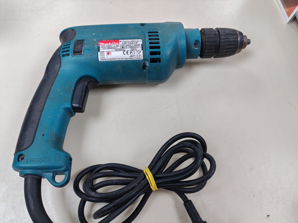 Дрель-ударная Makita HP1621F