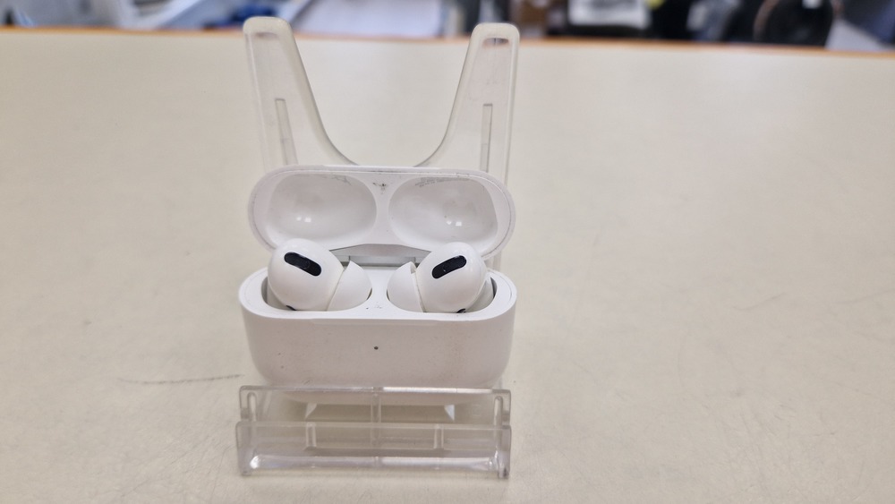 Наушники беспроводные Apple AirPods Pro