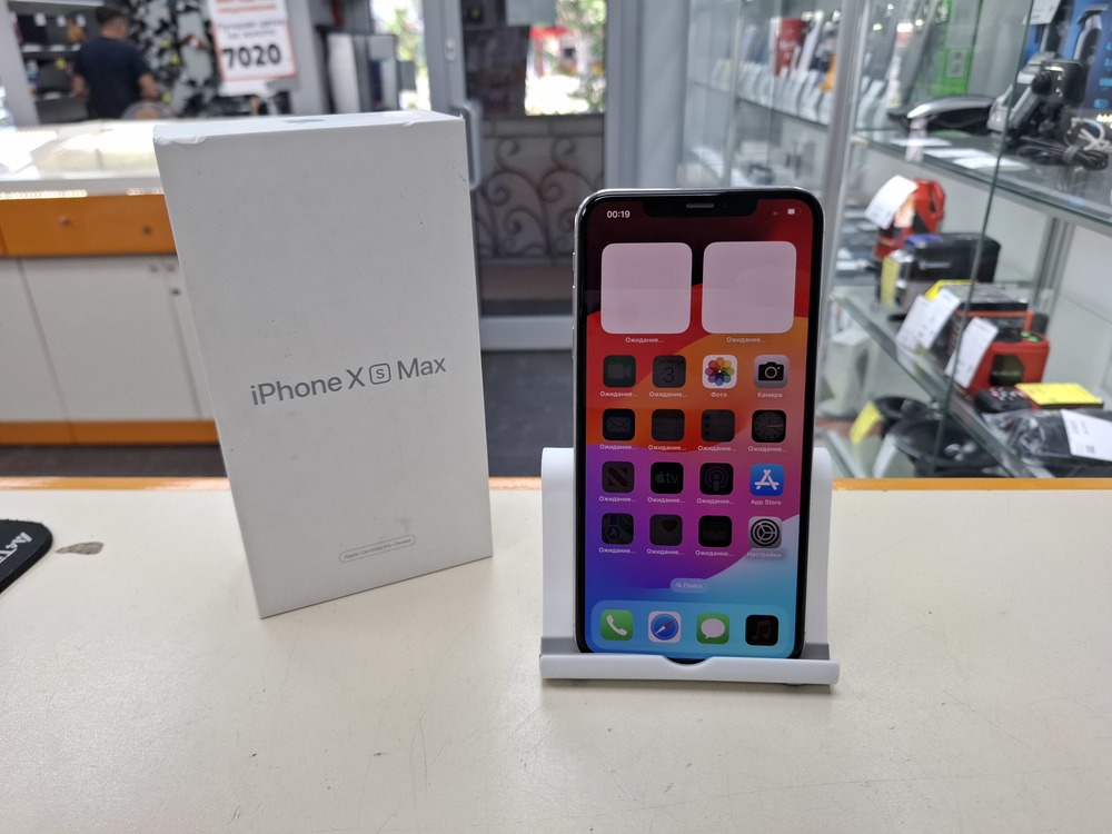 Смартфон Apple iPhone Xs Max 64Gb