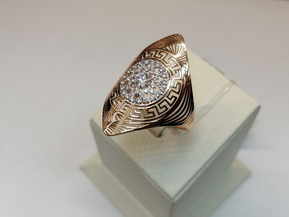 КОЛЬЦО С КАМНЯМИ (Au 585)