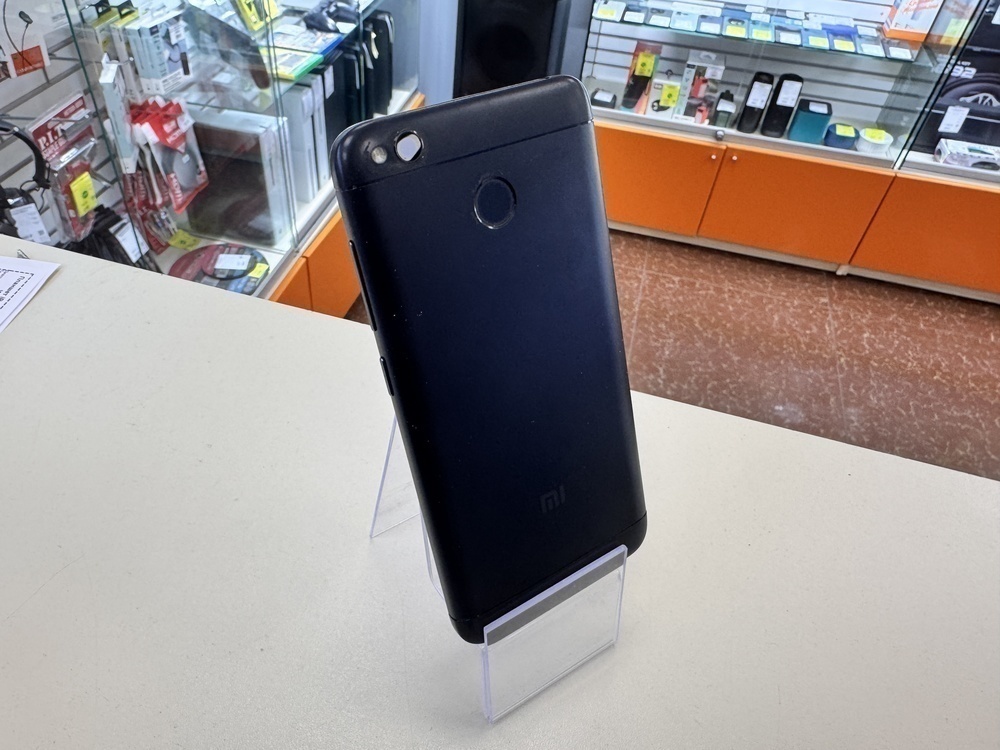 Смартфон Xiaomi Redmi 4X 2/16