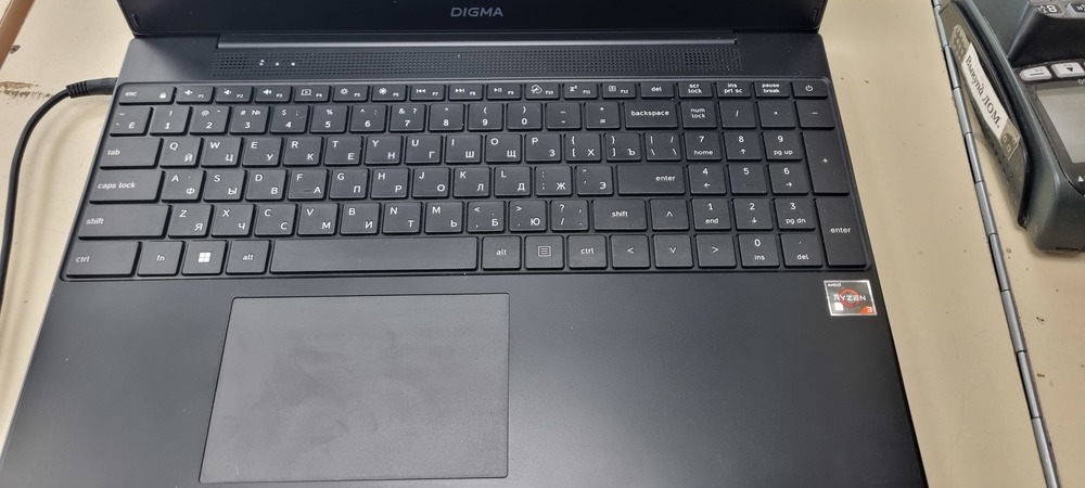 Ноутбук Lenovo Ноутбук DIGMA; Ryzen 3 3200U, Radeon Vega 3, 8 Гб, 500 Гб, Нет