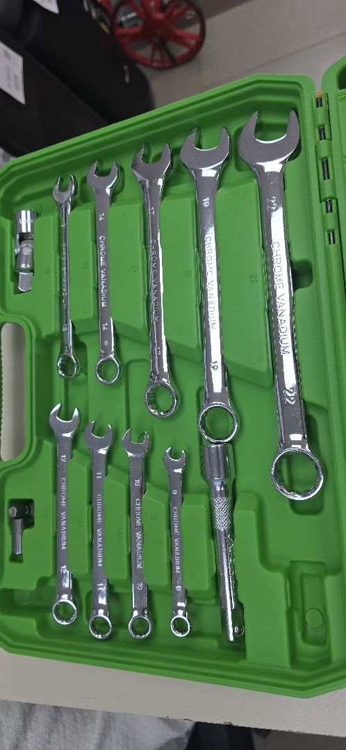 Набор инструментов Prioritet TS-82