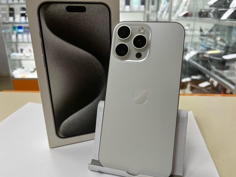 Смартфон Apple iPhone 15 Pro Max 512Gb