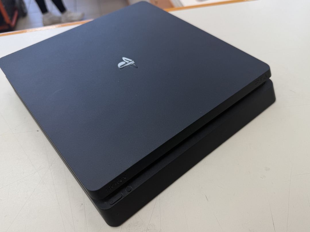 Игровая приставка PlayStation 4 Slim 500GB