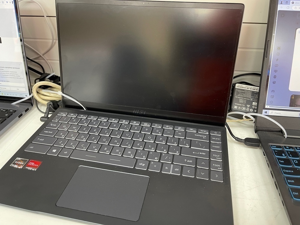 Ноутбук MSI Modern 14 b4mw; Ryzen 5 4500U, AMD Graphics, 8 Гб, 240 Гб, Нет
