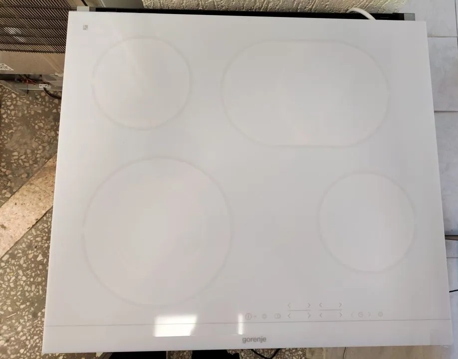 Встраиваемая электрическая панель Gorenje ECT643WCSC