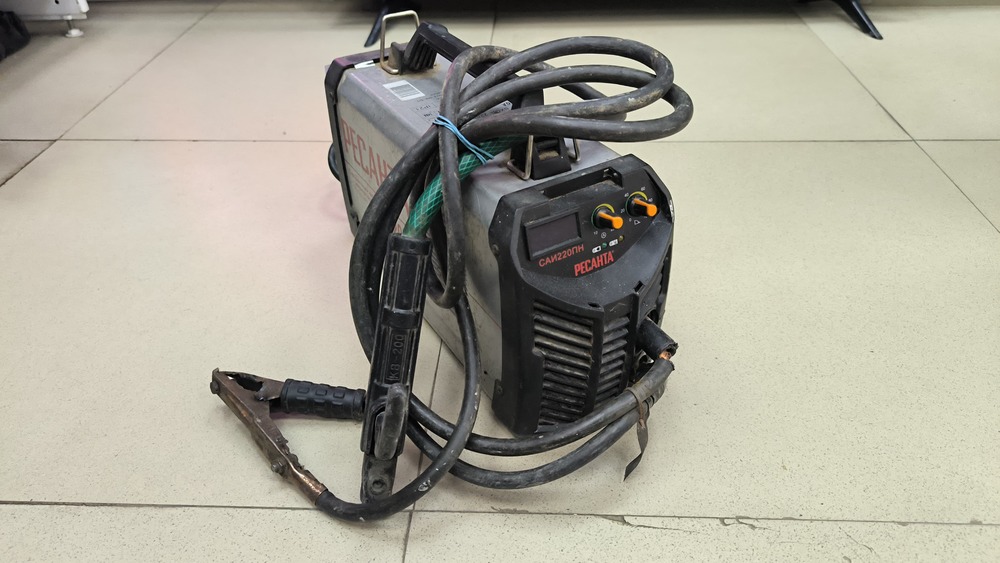 Сварочный аппарат Ресанта САИ 220ПН