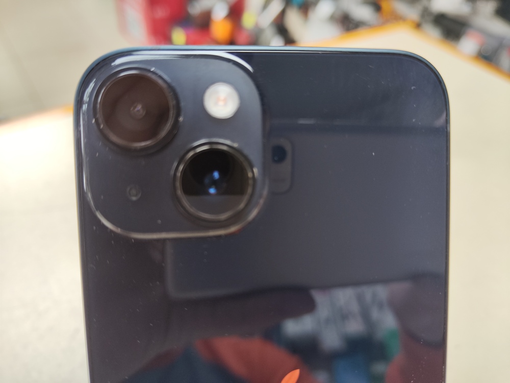 Смартфон Apple Iphone 14 128Gb