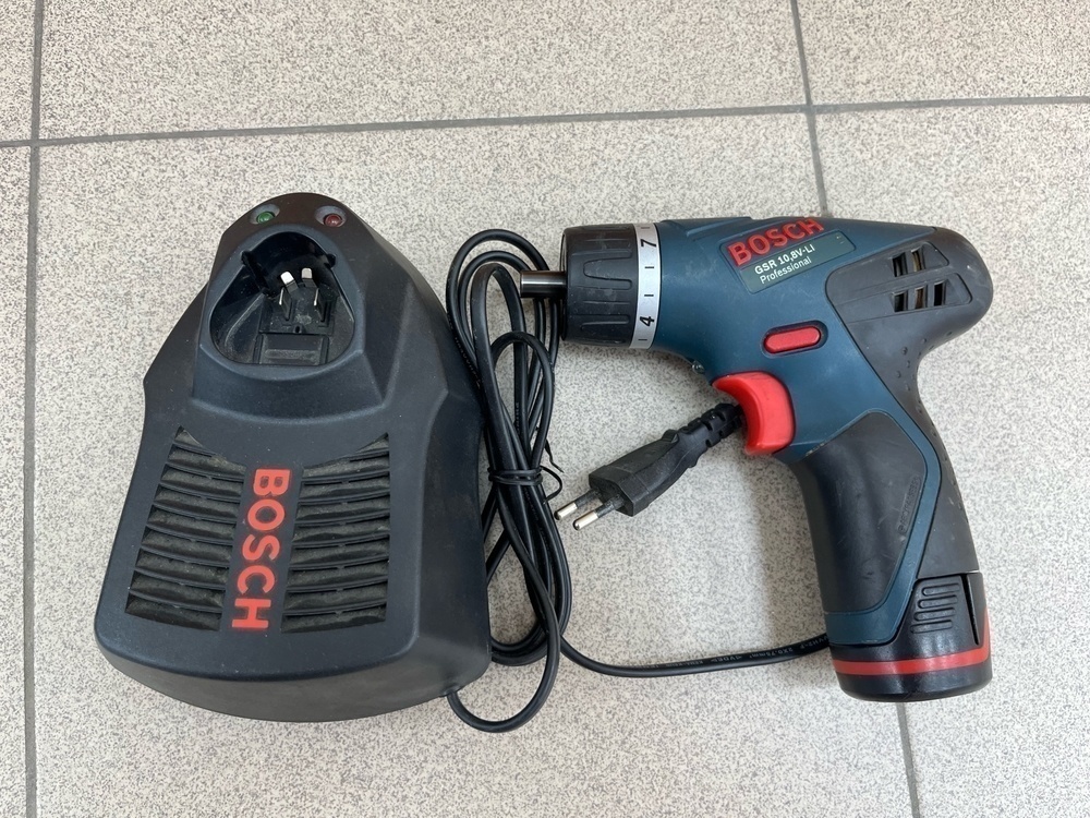 Шуруповерт Bosch GSR 10.8 LI