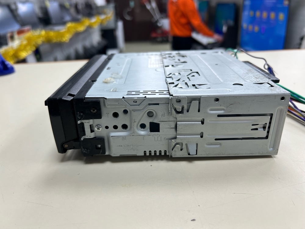 Автомагнитола JVC KD-AV 300