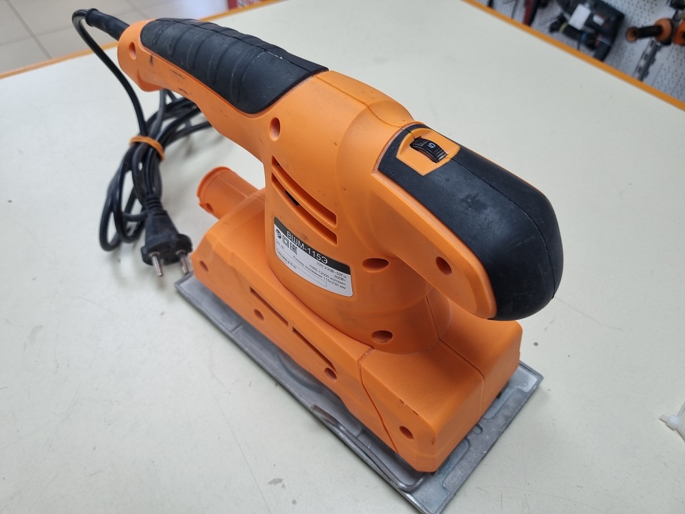 Шлифовальная машина ВИХРЬ ВШМ-115Э