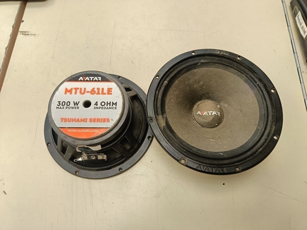 Автоакустика передняя Avatar MTU-61LE
