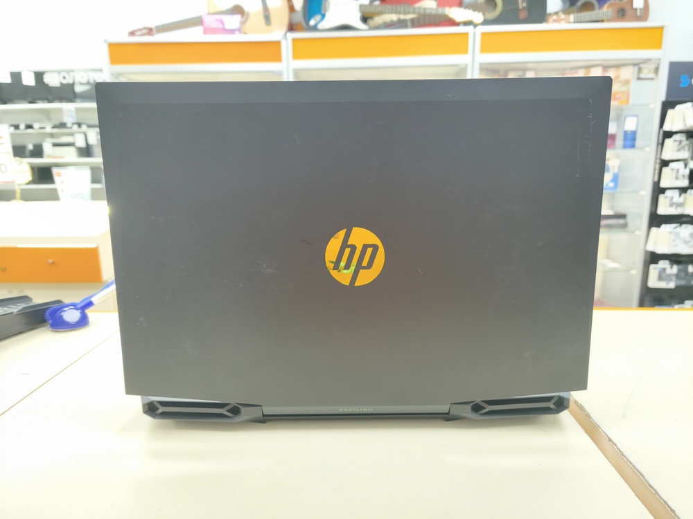 Ноутбук HP; I7-10750H, GeForce GTX 1650 TI, 16 Гб, 512 GB, Нет