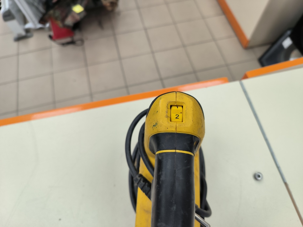 Лобзик Dewalt DW349-ks