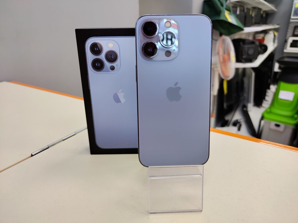 Смартфон Apple iPhone 13 Pro 256Gb