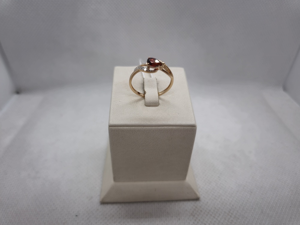КОЛКМИ585 КОЛЬЦО С КАМНЯМИ (Au 585)