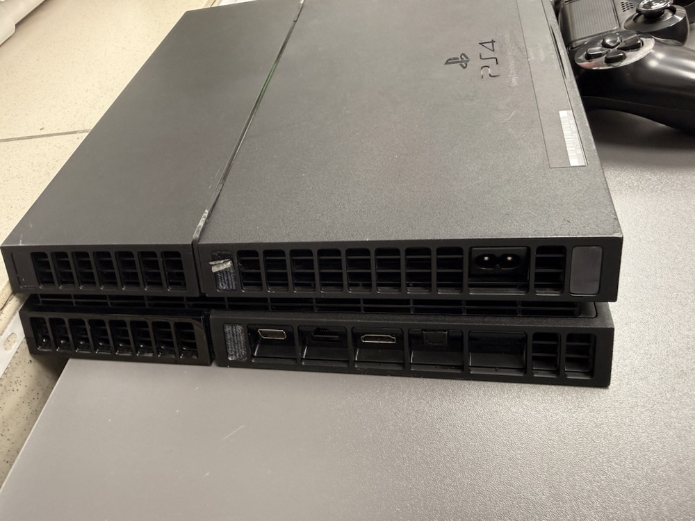Игровая приставка PlayStation 4 FAT 500GB