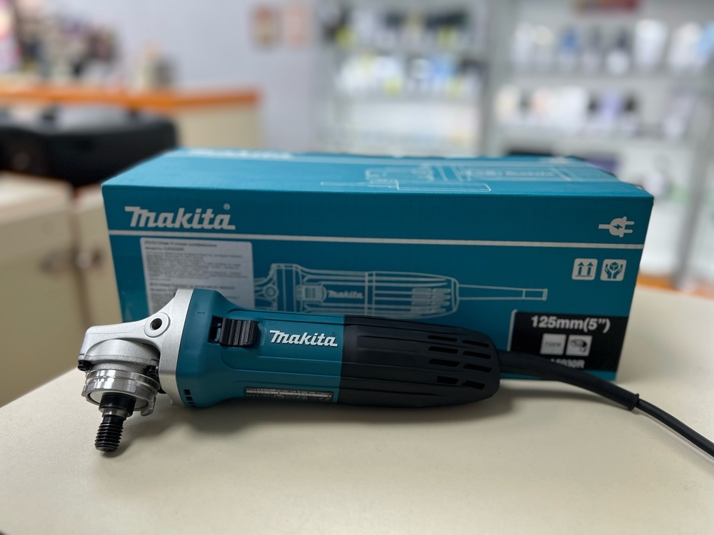 Угловая шлифмашина Makita GA5030R