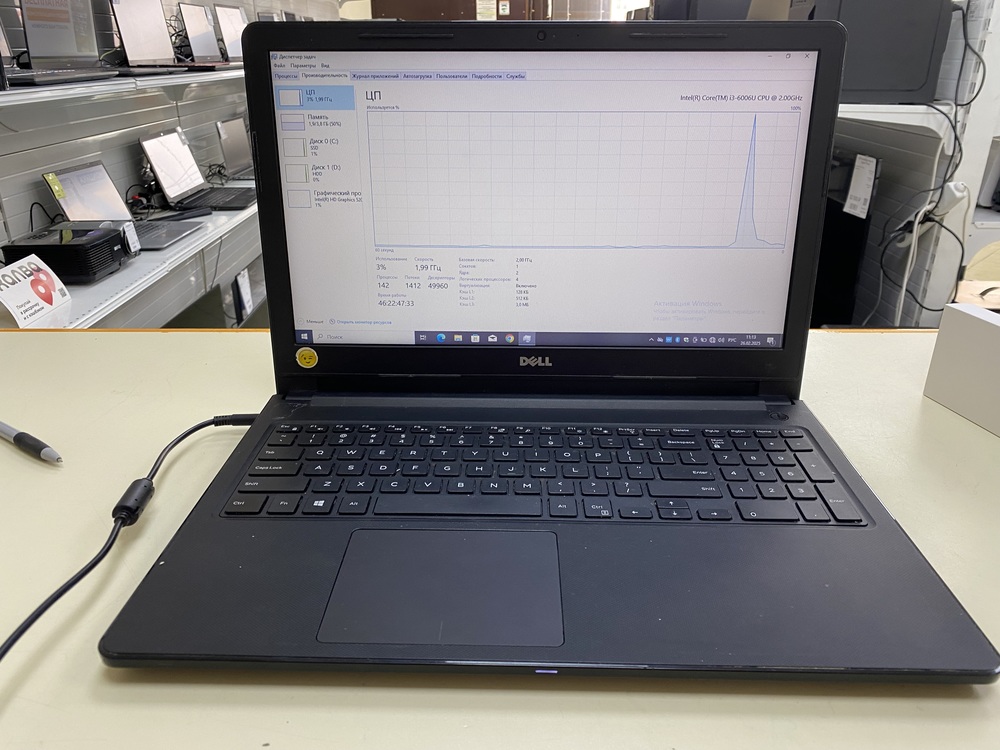 Ноутбук DELL; Core i3-6006U, Intel HD Graphics 520, 4 Гб, 128 Гб, Нет