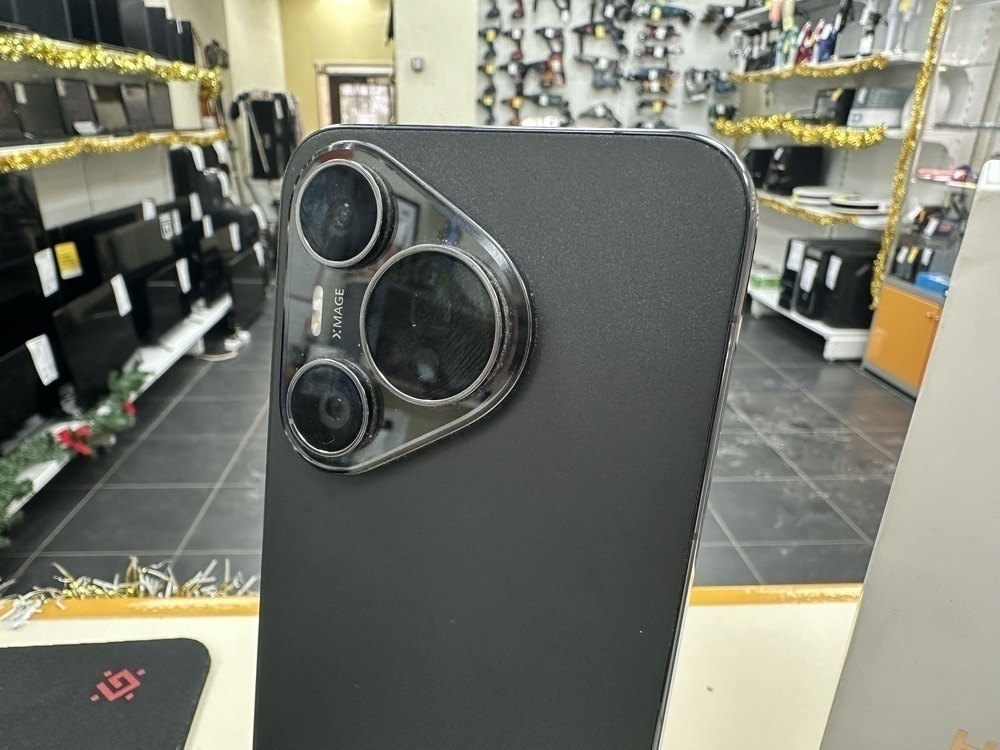 Смартфон Huawei Pura 70 12/256