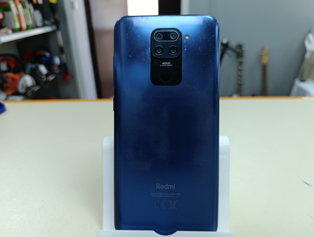 Смартфон Xiaomi Redmi Note 9 4/128