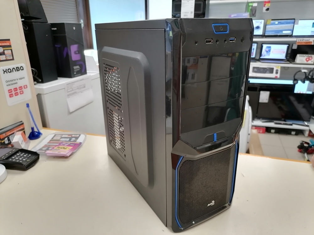 Системный блок Aero Cool; Ryzen 3 2200G, HD Graphics, 8 Гб, 256 Гб, Нет