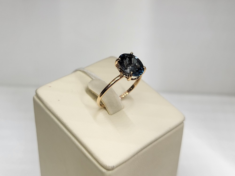 КОЛКМ585 КОЛЬЦО С КАМНЕМ (Au 585)