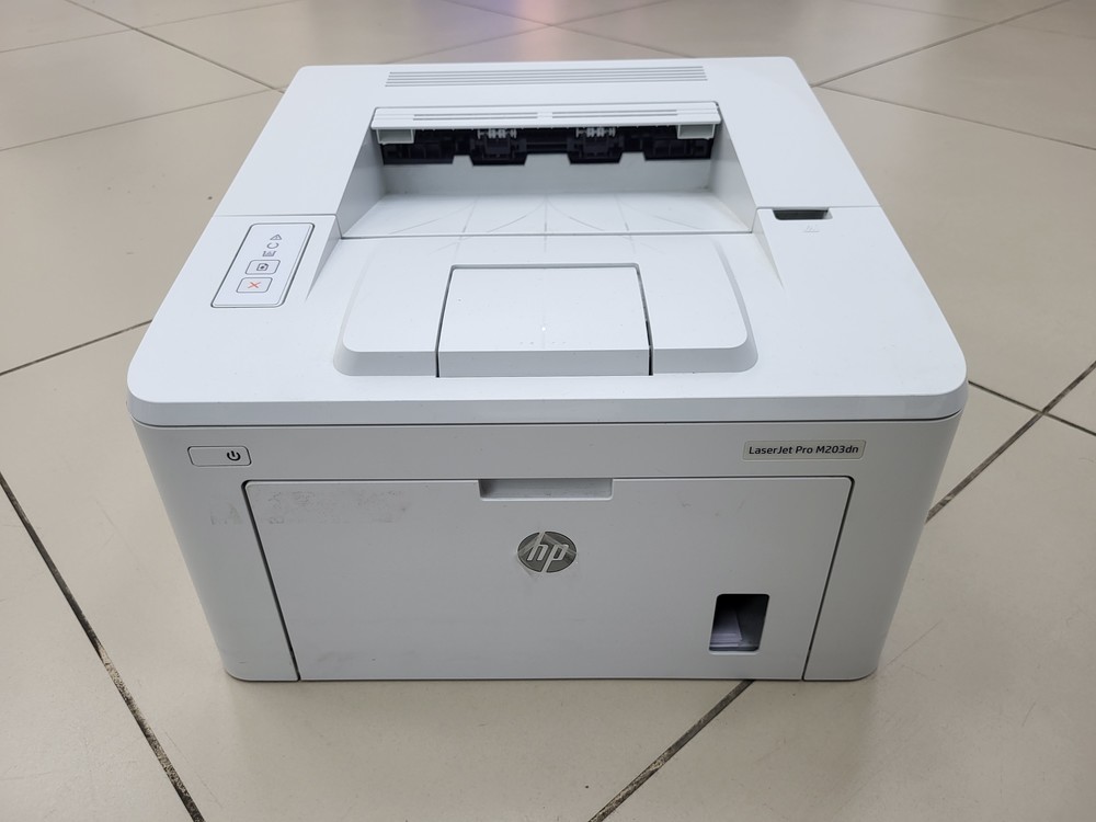 Принтер HP Jet pro  M203dn