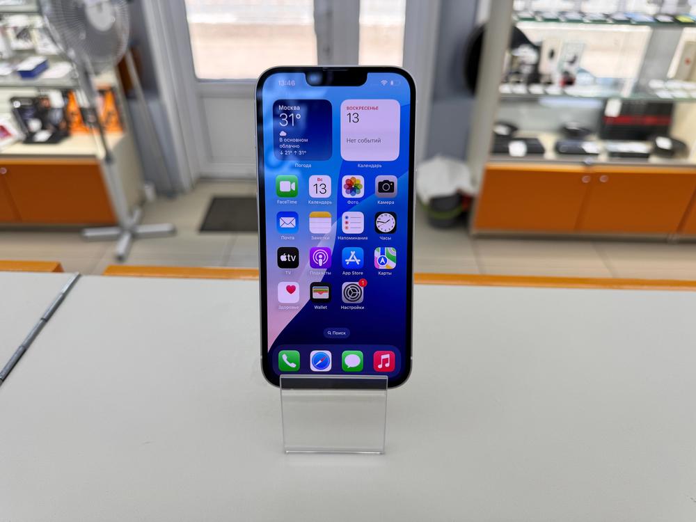 Смартфон Apple iPhone 13 256Gb