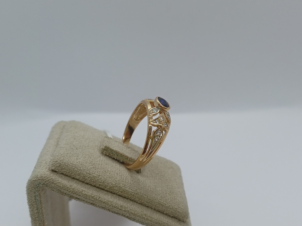 КОЛЬЦО С КАМНЯМИ (Au 585)