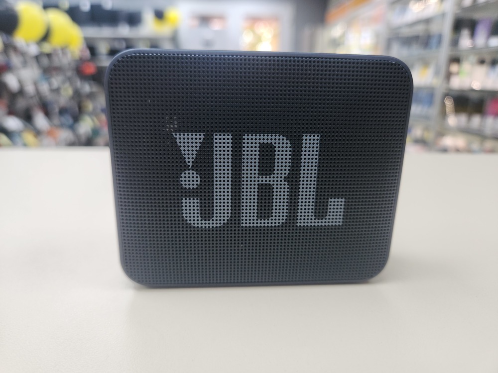 Портативная акустика JBL GO ESSENTIAL