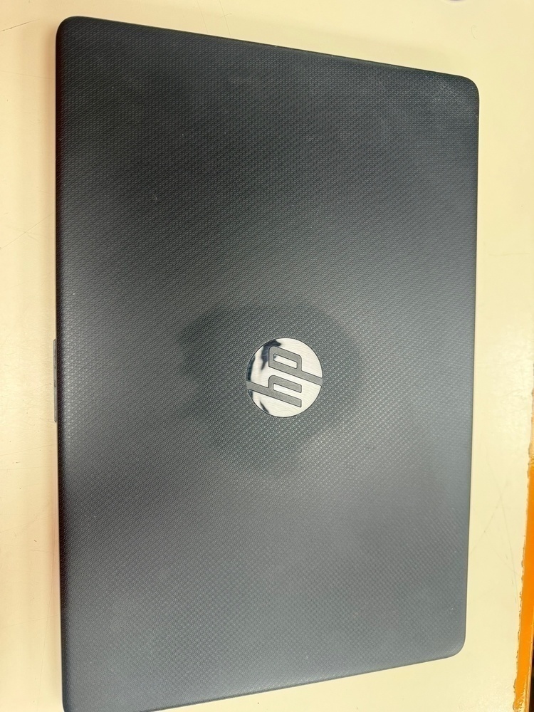 Ноутбук HP 15s-eq1311ur; Gold 3150, AMD Radeon (TM) Graphics, 4 Гб, 128 Гб, Нет