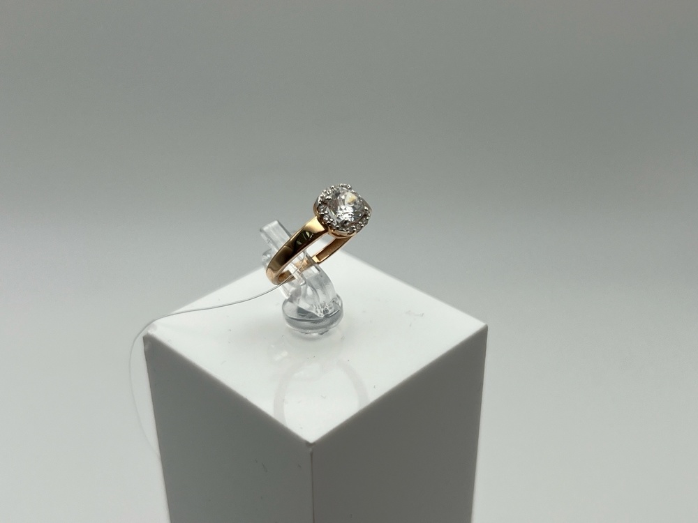 КОЛЬЦО С КАМНЯМИ (Au 585)